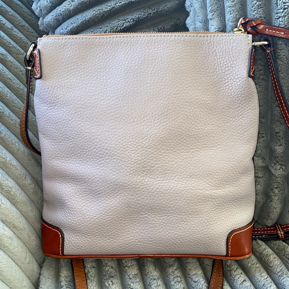 Dooney & Bourke pebble grain crossbody - Picture 4 of 13
